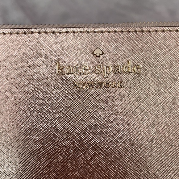 Kate Spade Wristlet - Picture 2 of 6